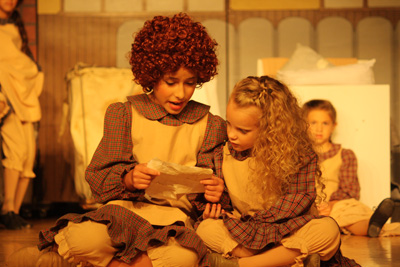 Central Community Theatre Presents Annie, Jr. This Weekend ...